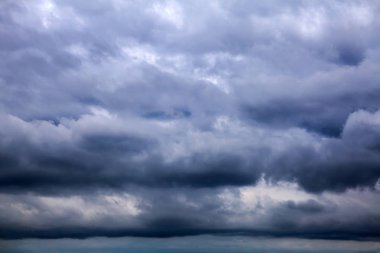 Dramatik Bulutlar Arkaplanı