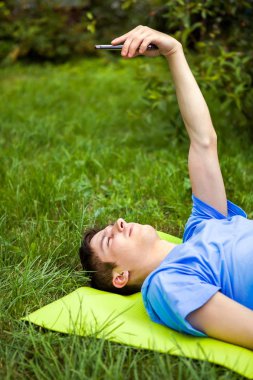 genç adam bir selfie alın
