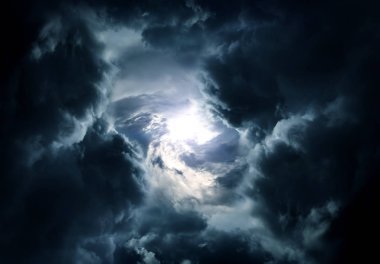 Cennet bir ışık ile