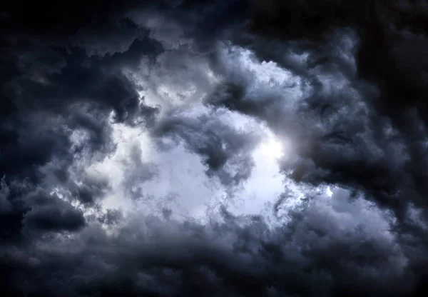 Σύννεφα καταιγίδας — Φωτογραφία Αρχείου