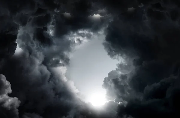 Donkere Dramatische Storm Wolken Gebied Achtergrond — Stockfoto