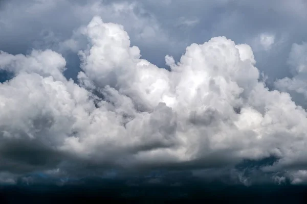 Awan Badai Gelap Dan Dramatis Latar Belakang Area — Stok Foto