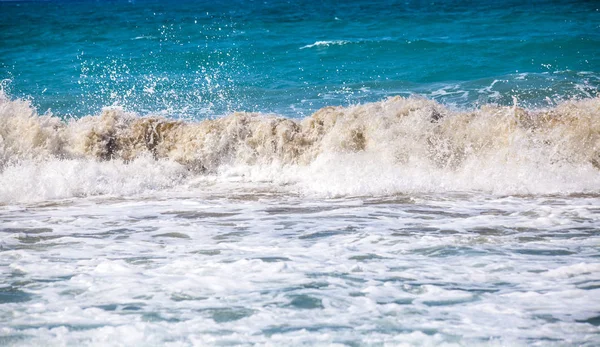 Dalga Deniz Okyanusun Çalkalama Fırtına Dalgaları Sahilde — Stok fotoğraf