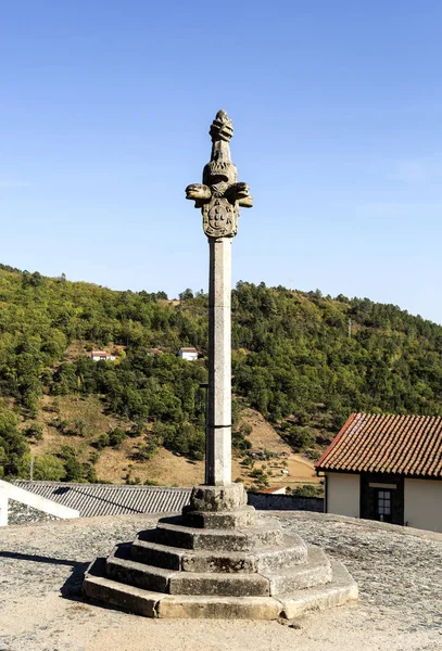 Vinhais aus dem 16. Jahrhundert am Pranger — Stockfoto