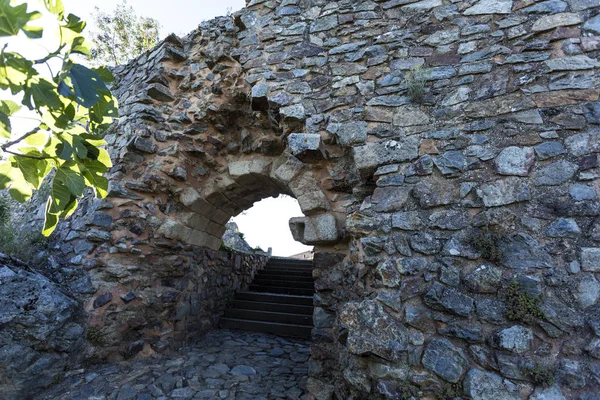 Ruiny John Bramy Zaokrąglonymi Vault Pełnego Łuku Zbudowane Barbakan Cytadeli — Zdjęcie stockowe
