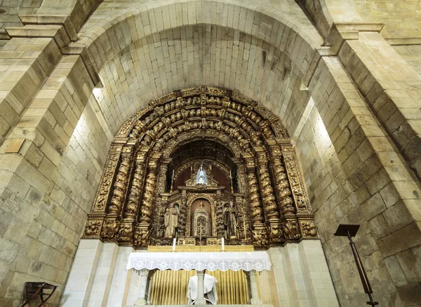 Pohled Barokní Oltář Sochou Panny Marie Centru Cisterciáckému Kostelu Santa — Stock fotografie