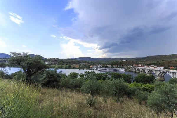 View Summer Storm Rapidly Approaching Town Barca Alva Spanish Border — Stock Photo, Image