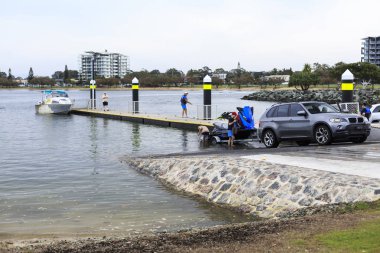 28 Ekim 2018 Redcliffe, Avustralya üzerinde bir jet ski deniz taşıtları Redcliffe Yarımadası'nda tekne rampa, fırlatmaya hazır olun