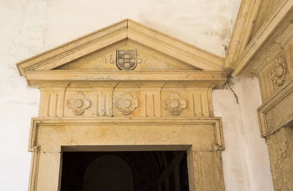 Detail Portico Portocarreiros Chapel Showing 1626 Coat Arms Pediment Frieze — Stock Photo, Image