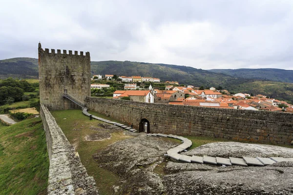 Middeleeuws kasteel van Linhares da Beira Stockafbeelding