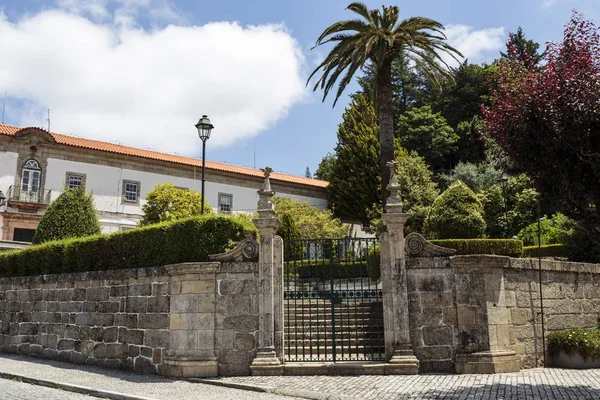 Gouveia Şehir Beira Alta Portekiz Belediye Meclisi Bahçesine Giriş Kapısı — Stok fotoğraf