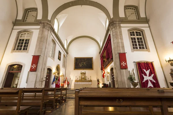 Santa Luzia kilise ve St sütyen, Sovereign askeri ve ise Malta sipariş, üzerinde 25 Temmuz 2018 Lizbon, Portekiz ait ana Şapeli görünümünü