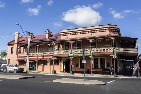 Les vieux bâtiments de Glen Innes au tournant du siècle — Photo