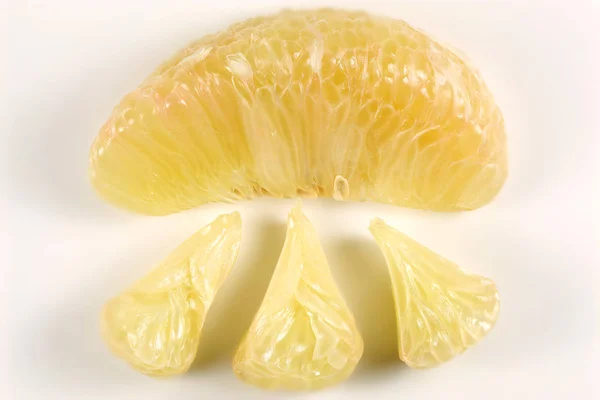 Pomelo Fruit Preparation for Eating — Stock Photo, Image