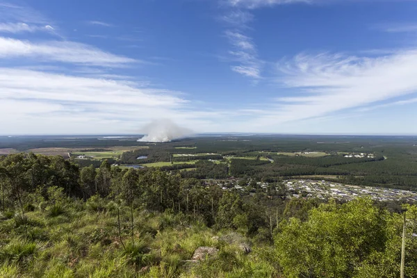 Glas House Mountains utsikt från Mount Beerburrum Summit — Stockfoto