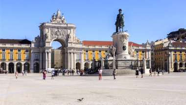 Lizbon commerce square