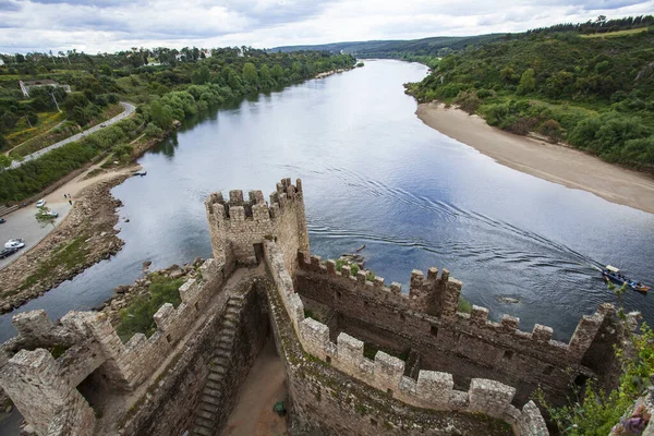 Almourol Castello Medievale Ricostruito Cima Isolotto Nel Mezzo Del Fiume — Foto Stock