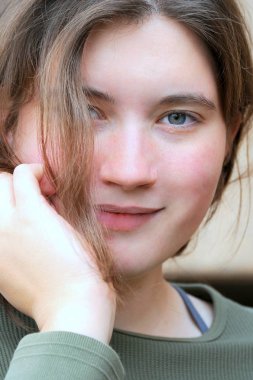 Doğada kadın güzellik ifadeler yalnız dışında.