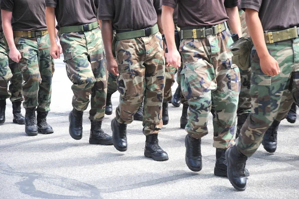 Academia Militar Marchando Desfile Afuera — Foto de Stock