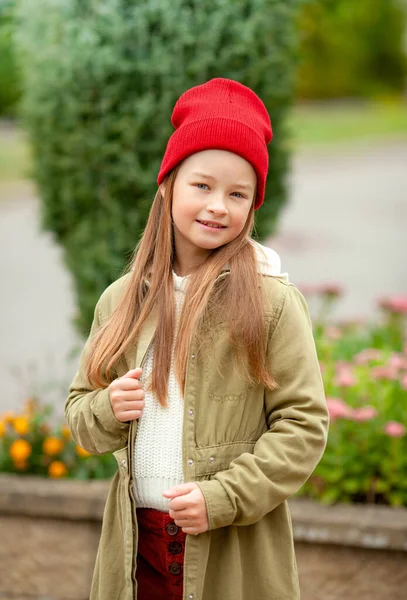 Adolescente Chica Ordinario Otoño Ropa — Foto de Stock