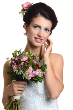 renkli düğün buket ile genç gelin portresi