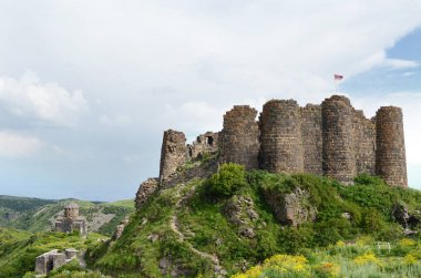Ermenistan'da amberd kalesi kalıntıları
