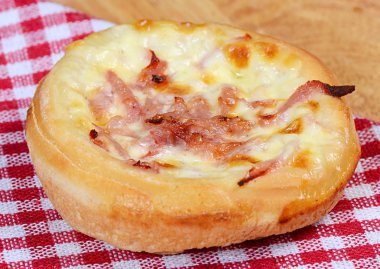 Peynirli minipizza yakın çekim