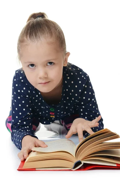 Flickor Läser Bok Isolerad Vit Bakgrund — Stockfoto