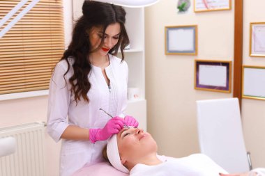 Sivilce Güzellik Salonu profesyonel temizlik.