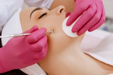 Sivilce Güzellik Salonu profesyonel temizlik.