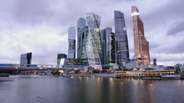 Moscow City - futuristik gökdelen Moskova Uluslararası İş Merkezi.