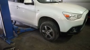 Asansör hizmet makinada, teknik bakım çalışması