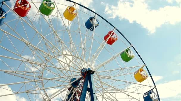 Underside View Ferris Wheel Blue Sky — Stock Video