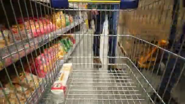 Wolgograd Russische Föderation Februar 2017 Einkaufskonzept Supermarkt Für Schnellen Konsumentenlebensstil — Stockvideo