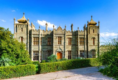 Vorontsov Sarayı ya da Alupka Sarayı, Kırım