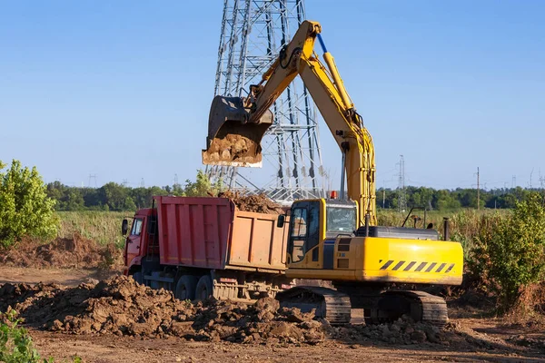 Camión Volquete Excavadora Sitio Construcción —  Fotos de Stock