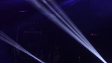 Mavi ışık demeti. Işık ışınları. 2