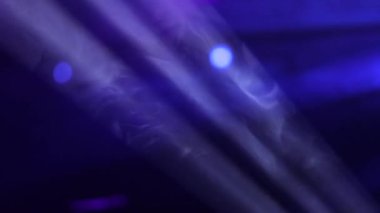 Mavi ışık demeti. Işık ışınları. 10