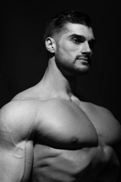 Portrait Homme Musclé Posant Studio — Photo