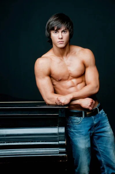 Fitness Male Model Studio — Stock Photo, Image