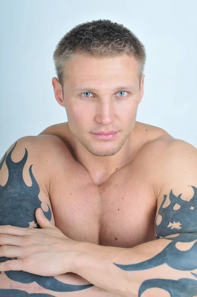 Portrait Muscular Man Blue Eyes — Stock Photo, Image