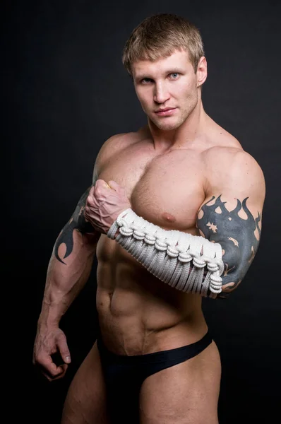 Muscled Male Model Posing Studio — Stock Photo, Image