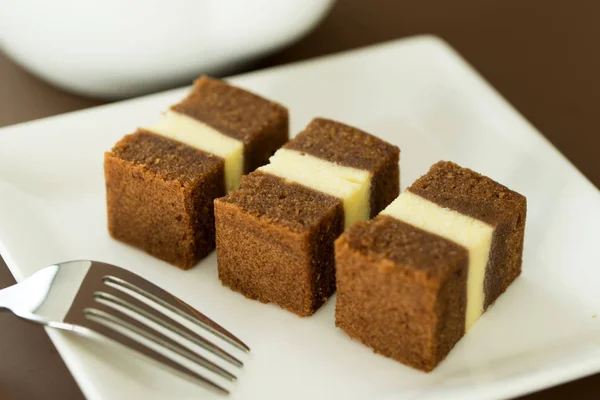 Čokoládový tvarohový dort vrstvy — Stock fotografie