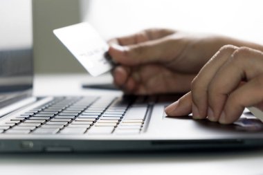 Online Kredi kartı ile alışveriş