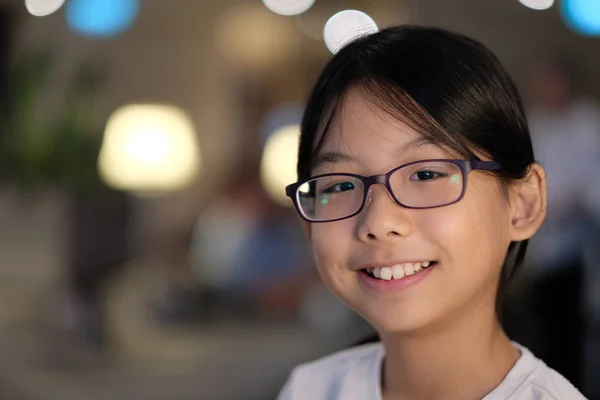 Portrait of an Asian teenager girl — Stock Photo, Image