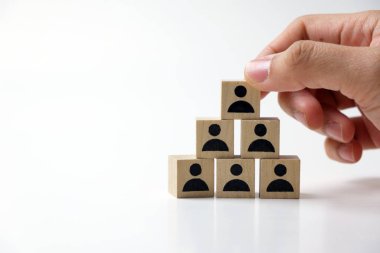 İşadamı yığma ahşap takım blokları