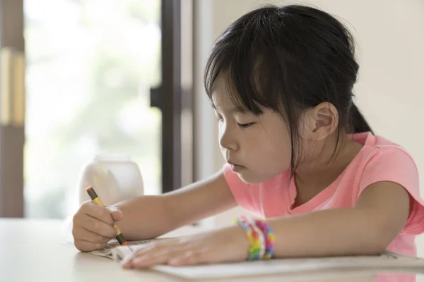 Menina desenho e coloração — Fotografia de Stock