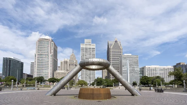 Пейзаж центра Детройта в Мичигане США — стоковое фото