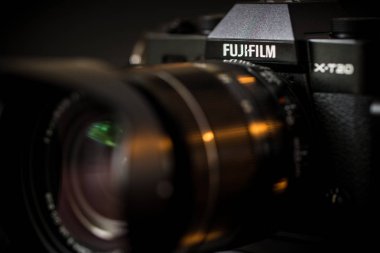 Fujifilm X-T20 aynasız dijital fotoğraf makinesi