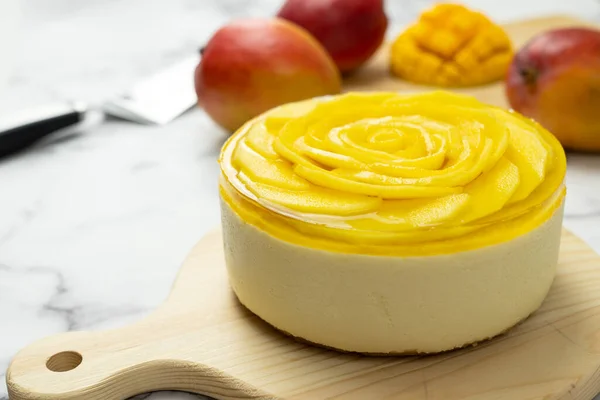 No bake mango cheesecake — Stock Photo, Image